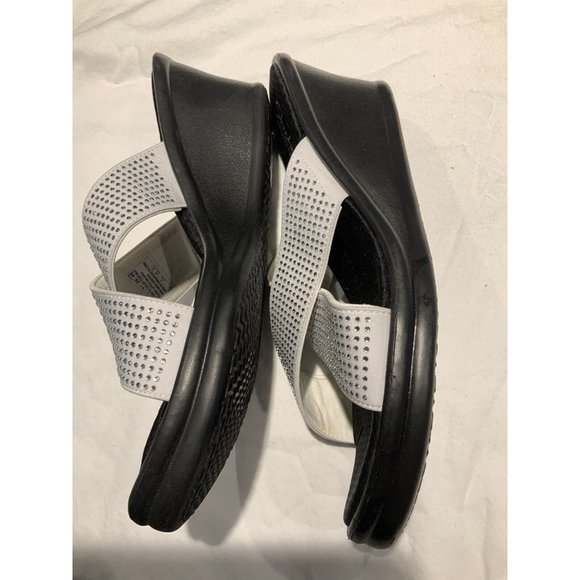 Skechers Women’s Rumblers - Metal Mama Wedge Slip On White Size 11 - Picture 3 of 5